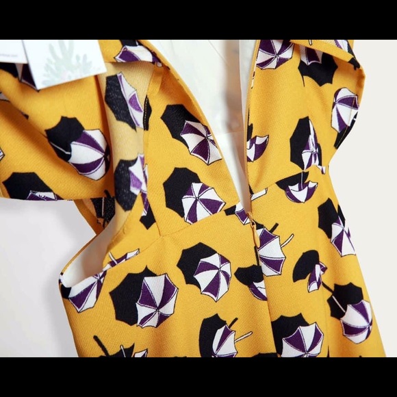 Korean Dress - Picture 3 of 3